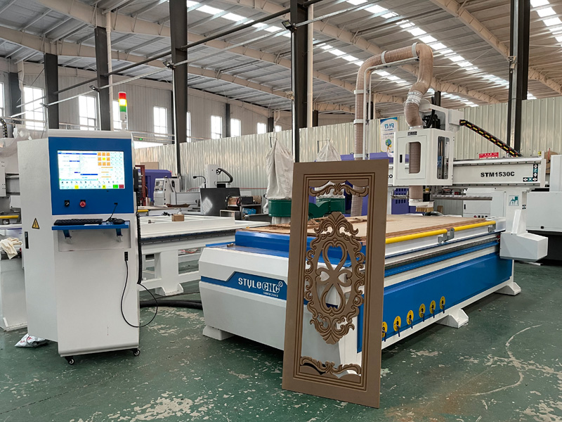 5x10數控雕刻機 5x10數控雕刻機