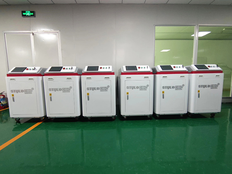 2025最暢銷的手持式光纖激光清潔機(jī)