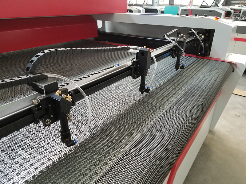 激光布料切割機(jī)激光頭