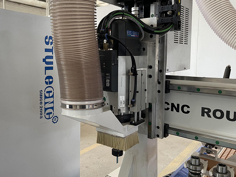 9KW HSD 風冷主軸 5x10數控雕刻機 9KW HSD 風冷主軸 5x10數控雕刻機